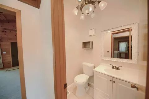 Bath - 30000 Kasson Rd 4e12 Rainbow Dr, Tracy, CA 95304 photo 4 of 4