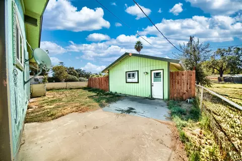 Exterior - 30000 Kasson Rd 4e12 Rainbow Dr, Tracy, CA 95304 photo 6 of 8