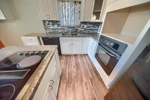 Kitchen - 30000 Kasson Rd 4e12 Rainbow Dr, Tracy, CA 95304 photo 4 of 8