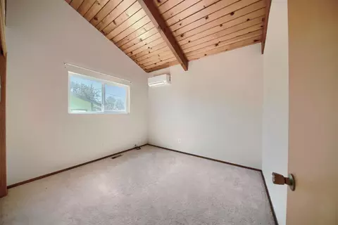 Bedroom - 30000 Kasson Rd 4e12 Rainbow Dr, Tracy, CA 95304 photo 6 of 9