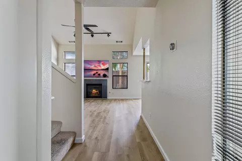 Entry Way - 1126 Cedar Creek Dr #2, Modesto, CA 95355 photo 1 of 2
