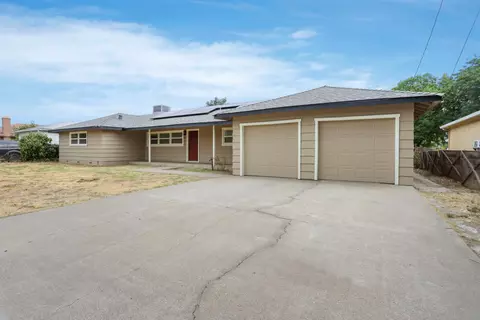 834 N Filbert St, Stockton, CA 95205