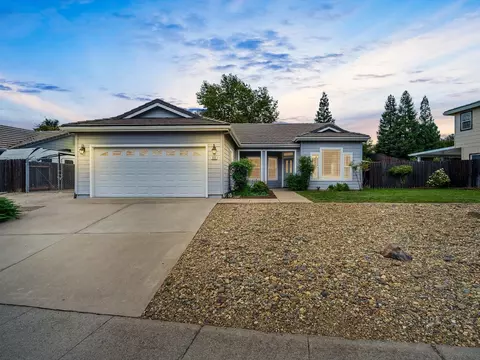 335 Edgebrook Dr, Ione, CA 95640