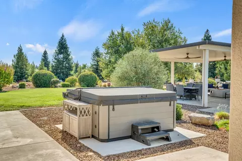 Exterior - 9460 Crossrail Dr, Wilton, CA 95693 photo 18 of 44