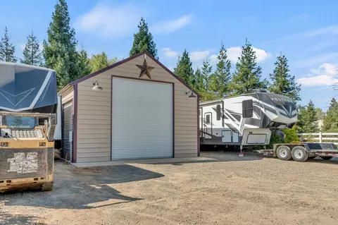 Exterior - 9460 Crossrail Dr, Wilton, CA 95693 photo 38 of 44