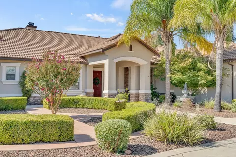 Exterior - 9460 Crossrail Dr, Wilton, CA 95693 photo 9 of 44