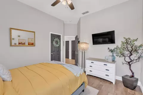 Bedroom - 9460 Crossrail Dr, Wilton, CA 95693 photo 9 of 9