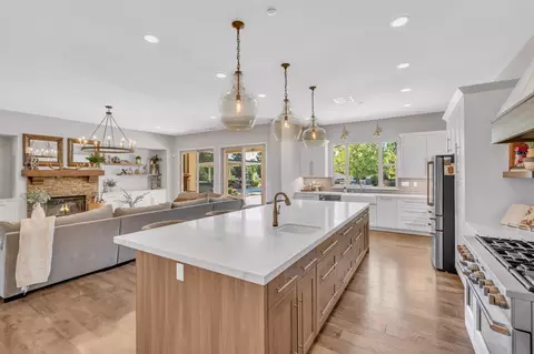 Kitchen - 9460 Crossrail Dr, Wilton, CA 95693 photo 2 of 9