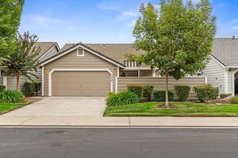 2244 Southport Ln, Modesto, CA 95356