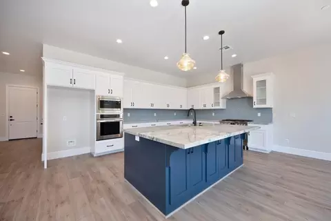 Kitchen - 3301 Stone Field Way, Loomis, CA 95650 photo 2 of 2