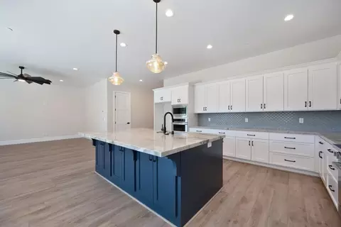Kitchen - 3301 Stone Field Way, Loomis, CA 95650 photo 1 of 2