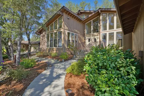 3849 Fairway Dr, Cameron Park, CA 95682