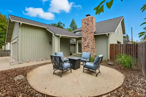 3408 Grant Park Dr, Carmichael, CA 95608 photo 3