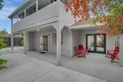Exterior - 3667 Pine Valley Ct, Turlock, CA 95382 photo 6 of 8