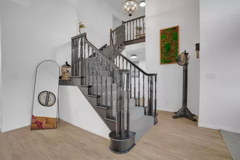 Entry Way - 3667 Pine Valley Ct, Turlock, CA 95382 photo 2 of 6