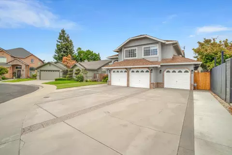 Exterior - 3667 Pine Valley Ct, Turlock, CA 95382 photo 3 of 8