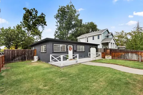 4001 11th Ave, Sacramento, CA 95817
