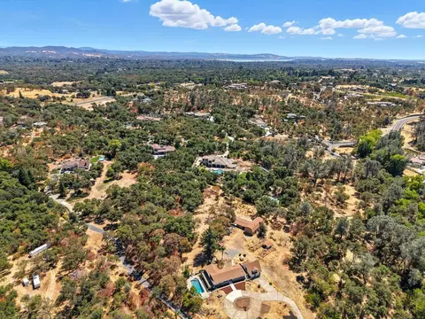 6740 Brooks Ln, Loomis, CA 95650 photo 1