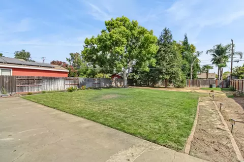 Exterior - 2408 Avalon Dr, Sacramento, CA 95864 photo 5 of 8