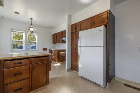 Kitchen - 337 Concord St, Lodi, CA 95240 photo 3 of 7