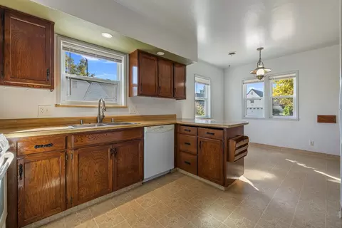 Kitchen - 337 Concord St, Lodi, CA 95240 photo 1 of 7
