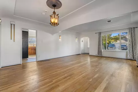 Living - 337 Concord St, Lodi, CA 95240 photo 3 of 4