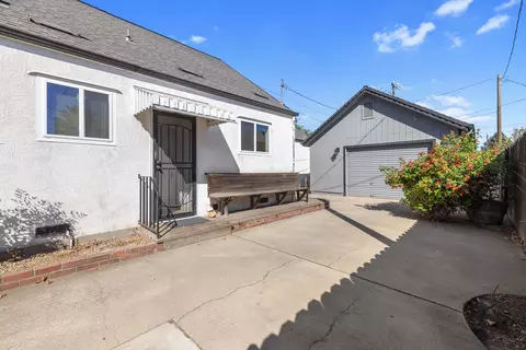 Exterior - 337 Concord St, Lodi, CA 95240 photo 4 of 11
