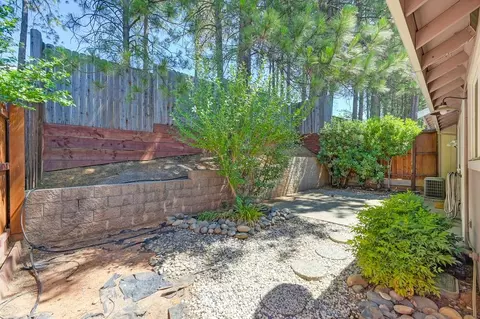 Exterior - 153 Windsor Ln, Grass Valley, CA 95949 photo 4 of 7