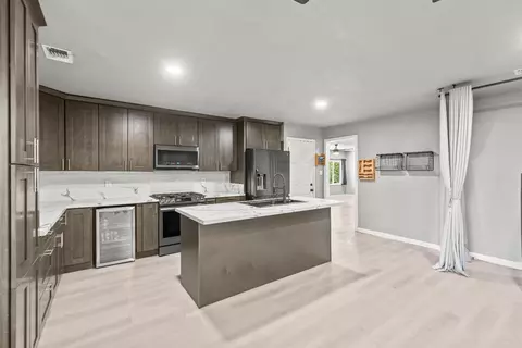 Kitchen - 4943 Westerberg Way, Carmichael, CA 95608 photo 2 of 4