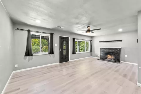 Living - 4943 Westerberg Way, Carmichael, CA 95608 photo 2 of 4