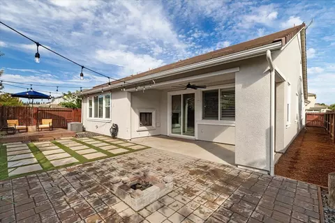 2152 Splendor Way, Modesto, CA 95357 photo 59