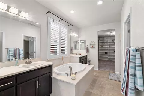 2152 Splendor Way, Modesto, CA 95357 photo 39