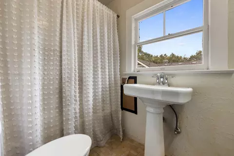 723 E Main St, Turlock, CA 95380 photo 23
