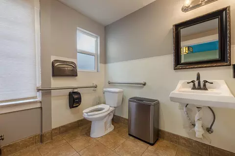 723 E Main St, Turlock, CA 95380 photo 10