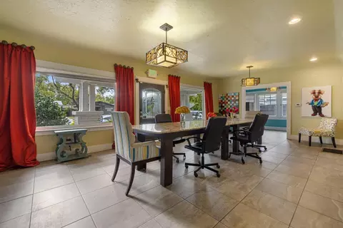 723 E Main St, Turlock, CA 95380 photo 5