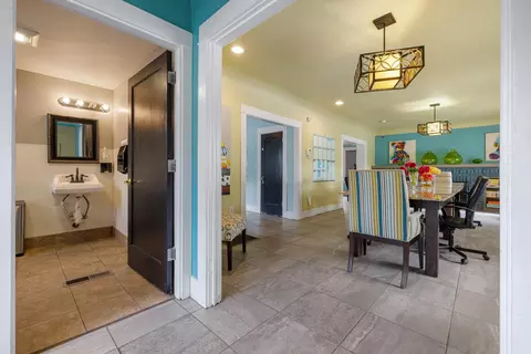 723 E Main St, Turlock, CA 95380 photo 9
