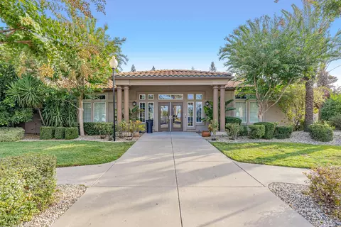 4200 E Commerce Way #924, Sacramento, CA 95834