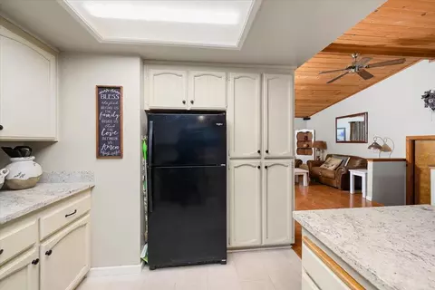 Kitchen - 1699 American River Trl, Cool, CA 95614 photo 4 of 5