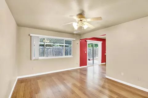 Living - 204 Sabrina Ln, Modesto, CA 95354 photo 3 of 4