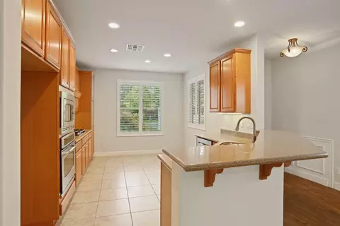 2348 Degroot Ln, Manteca, CA 95336 photo 11