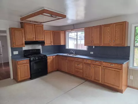 Kitchen - 608 Union St, Isleton, CA 95641 photo 1 of 2