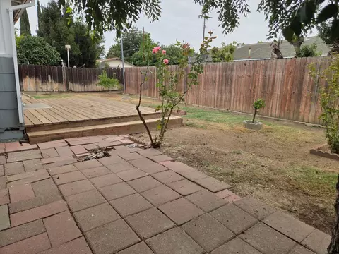 Exterior - 608 Union St, Isleton, CA 95641 photo 7 of 13