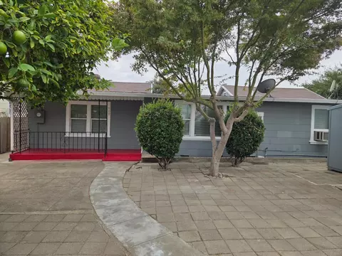 608 Union St, Isleton, CA 95641 photo 1