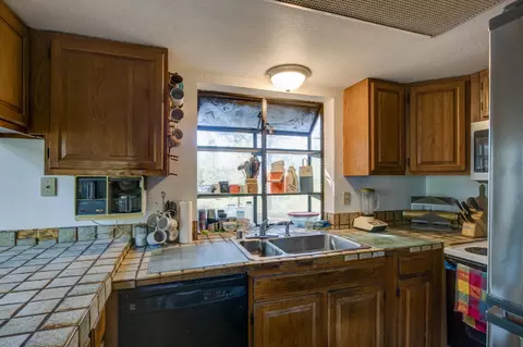 Kitchen - 26672 Old Loggers Ln, Colfax, CA 95713 photo 3 of 6