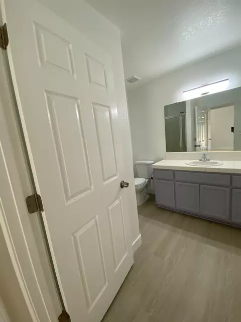 1716 Via Milano, Gustine, CA 95322 photo 14