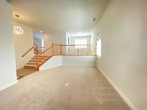 1716 Via Milano, Gustine, CA 95322 photo 5