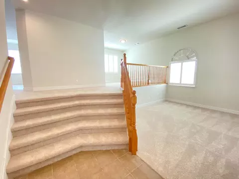 1716 Via Milano, Gustine, CA 95322 photo 4