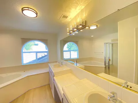 1716 Via Milano, Gustine, CA 95322 photo 23