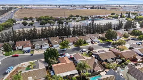 View/Area - 3808 Troon Pl, Modesto, CA 95357 photo 2 of 2