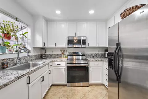 Kitchen - 3808 Troon Pl, Modesto, CA 95357 photo 1 of 3